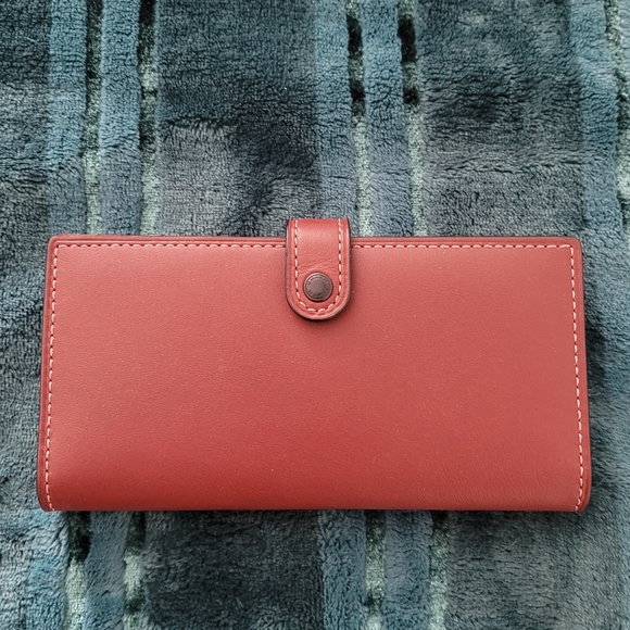 Coach 1941 slim trifold wallet - Picture 2 of 4